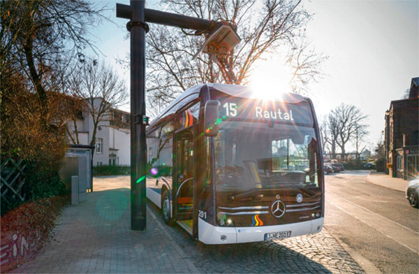 Jena şehrinin e-otobüs filosunun şarj istasyonlarının izlenmesi